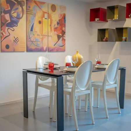 Wonderful Apartments Near The Colosseum ゲストハウス 4*