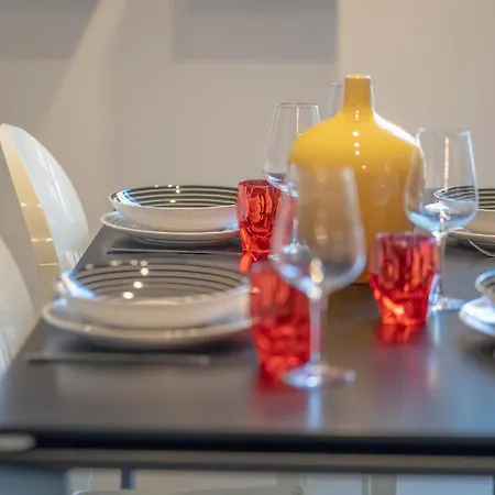 ゲストハウス Wonderful Apartments Near The Colosseum 4*