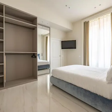 ゲストハウス Wonderful Apartments Near The Colosseum 4*